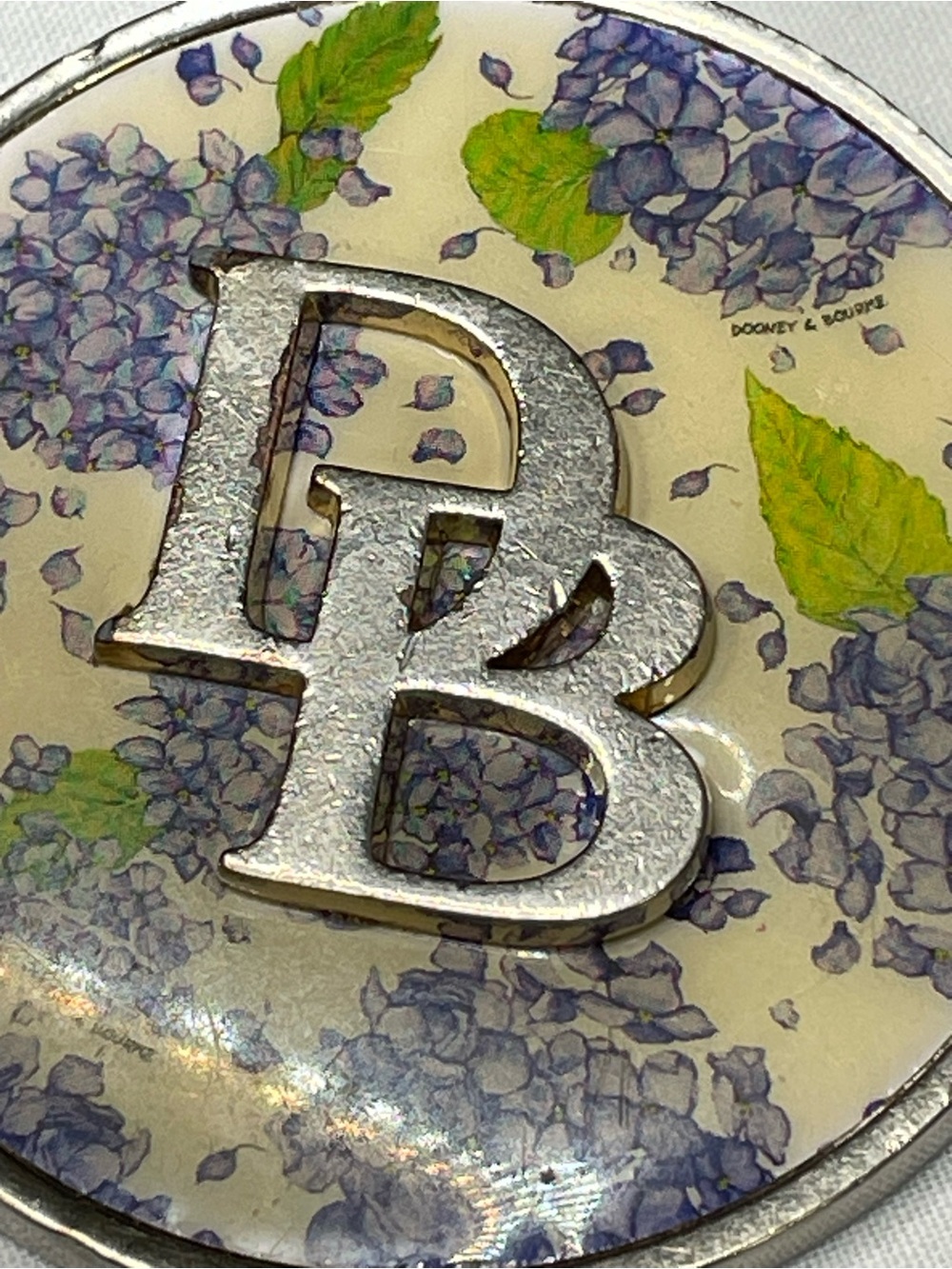 Dooney & Bourke Hydrangea Keychain DB Logo Floral Enamel Key Ring - Picture 3 of 6